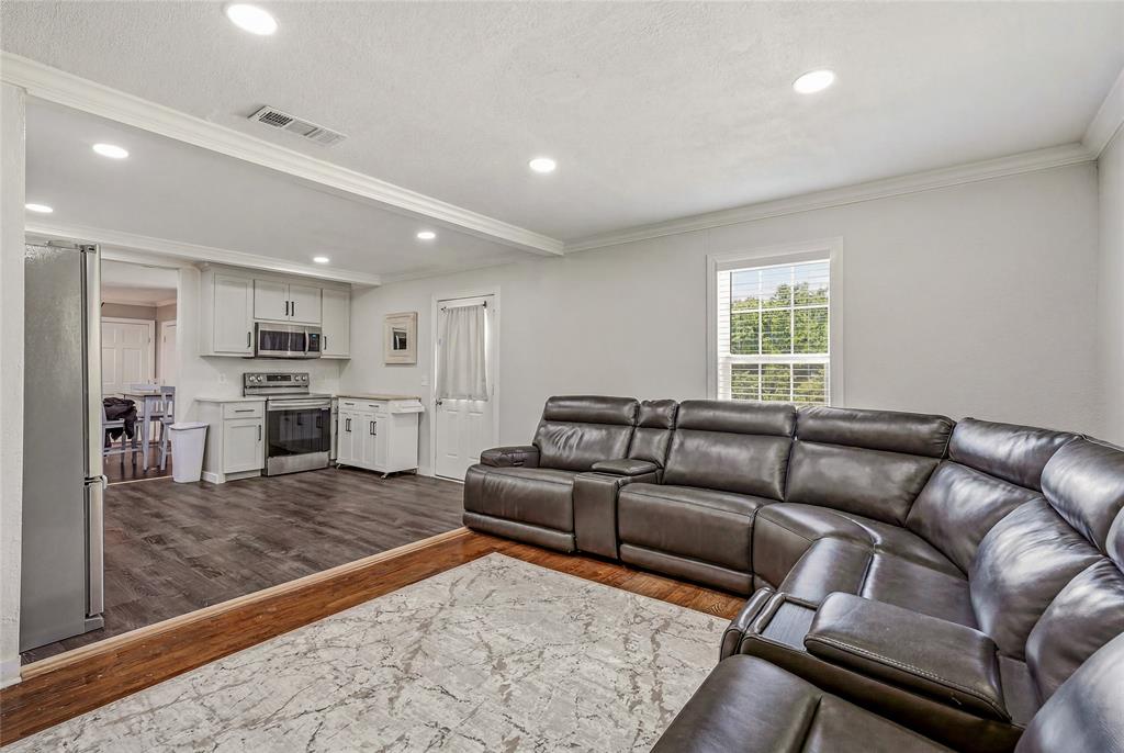 111 Medlan Chapel Road Graham, TX 76450 - Photo 3 of 39