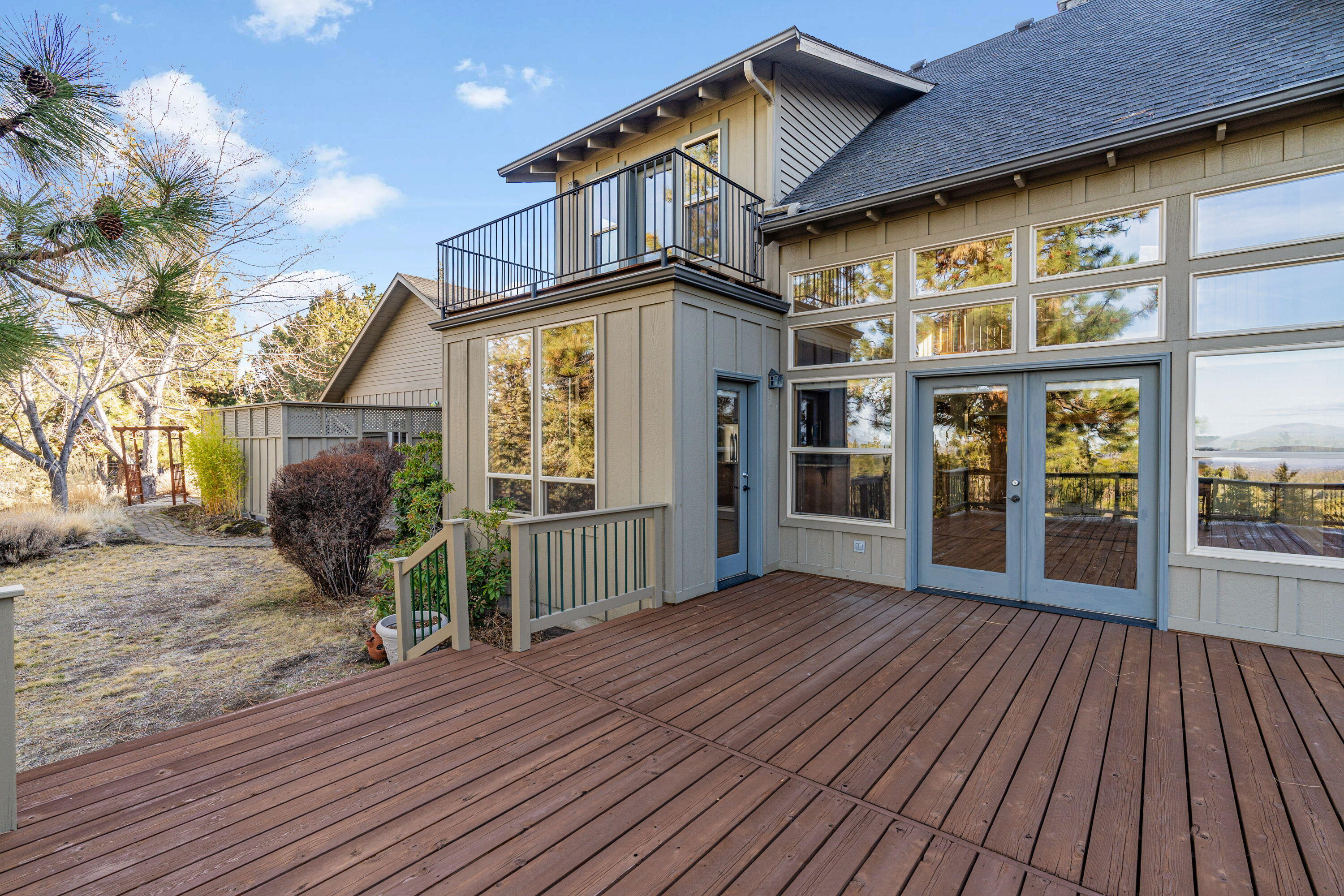 3645 Northwest Falcon Ridge Bend, OR 97703 - Photo 33 of 49 31
