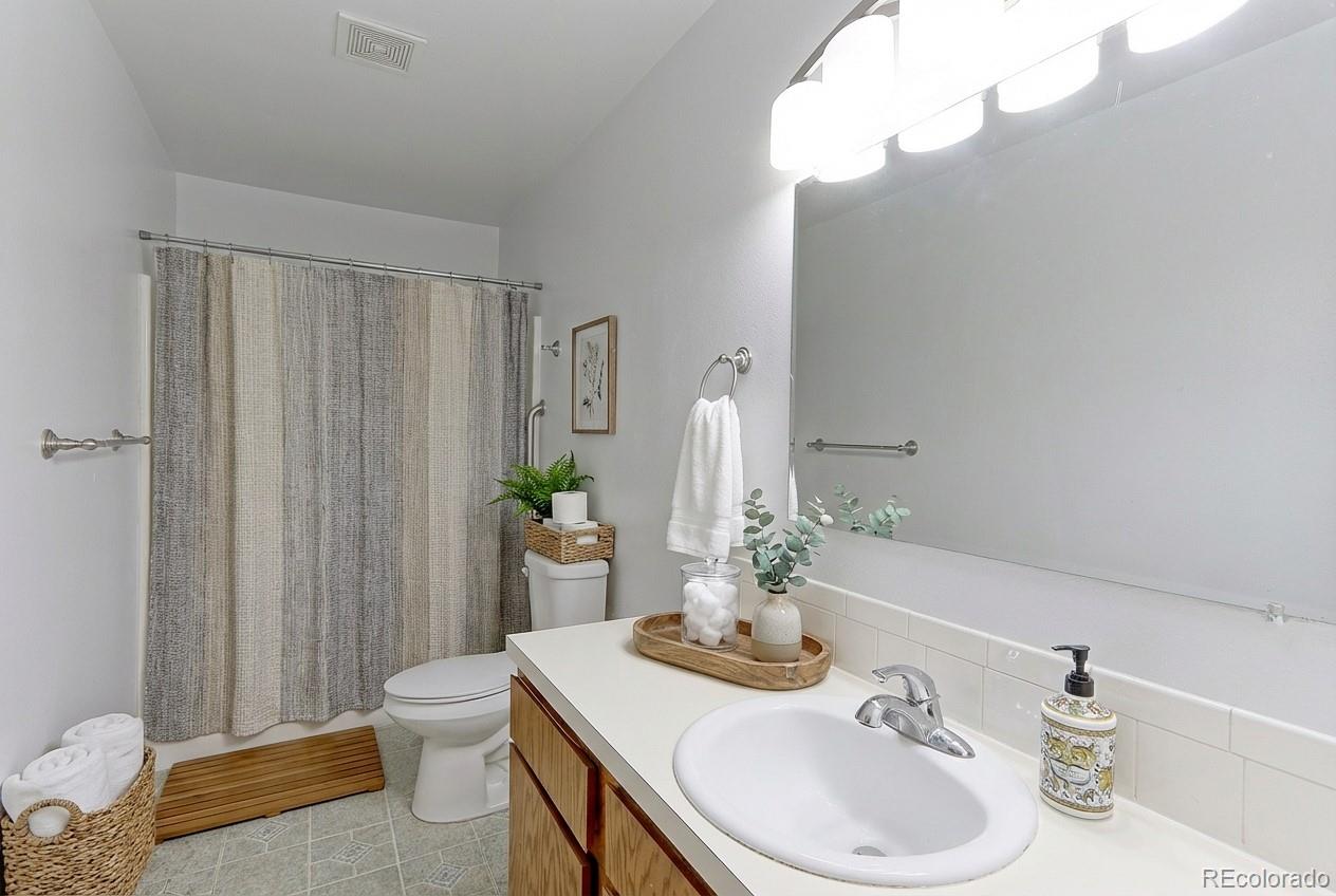 1622 41st Street Road Evans, CO 80620 - Photo 6 of 28