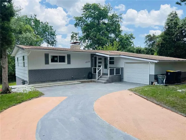 $295,000 | 4639 North Holmes Street, Kansas City, MO 64116