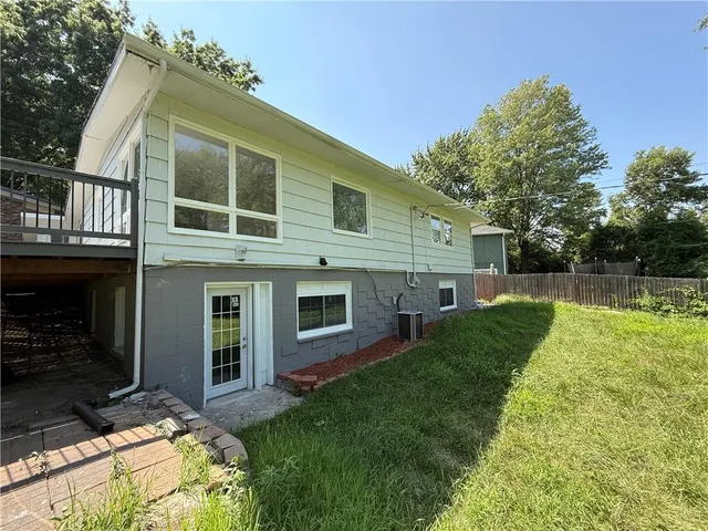 $295,000 | 4639 North Holmes Street, Kansas City, MO 64116