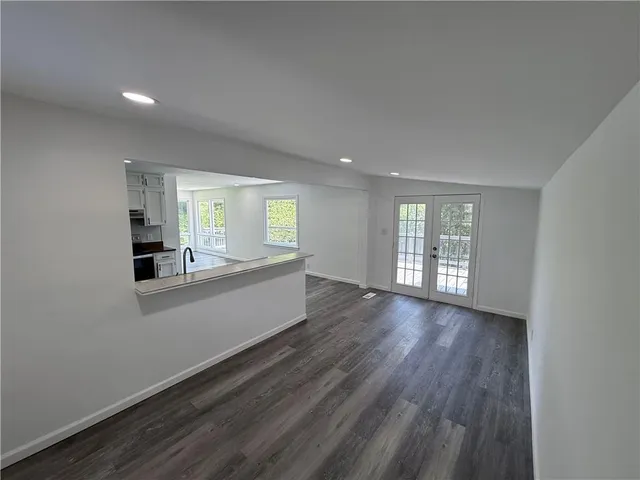 $295,000 | 4639 North Holmes Street, Kansas City, MO 64116