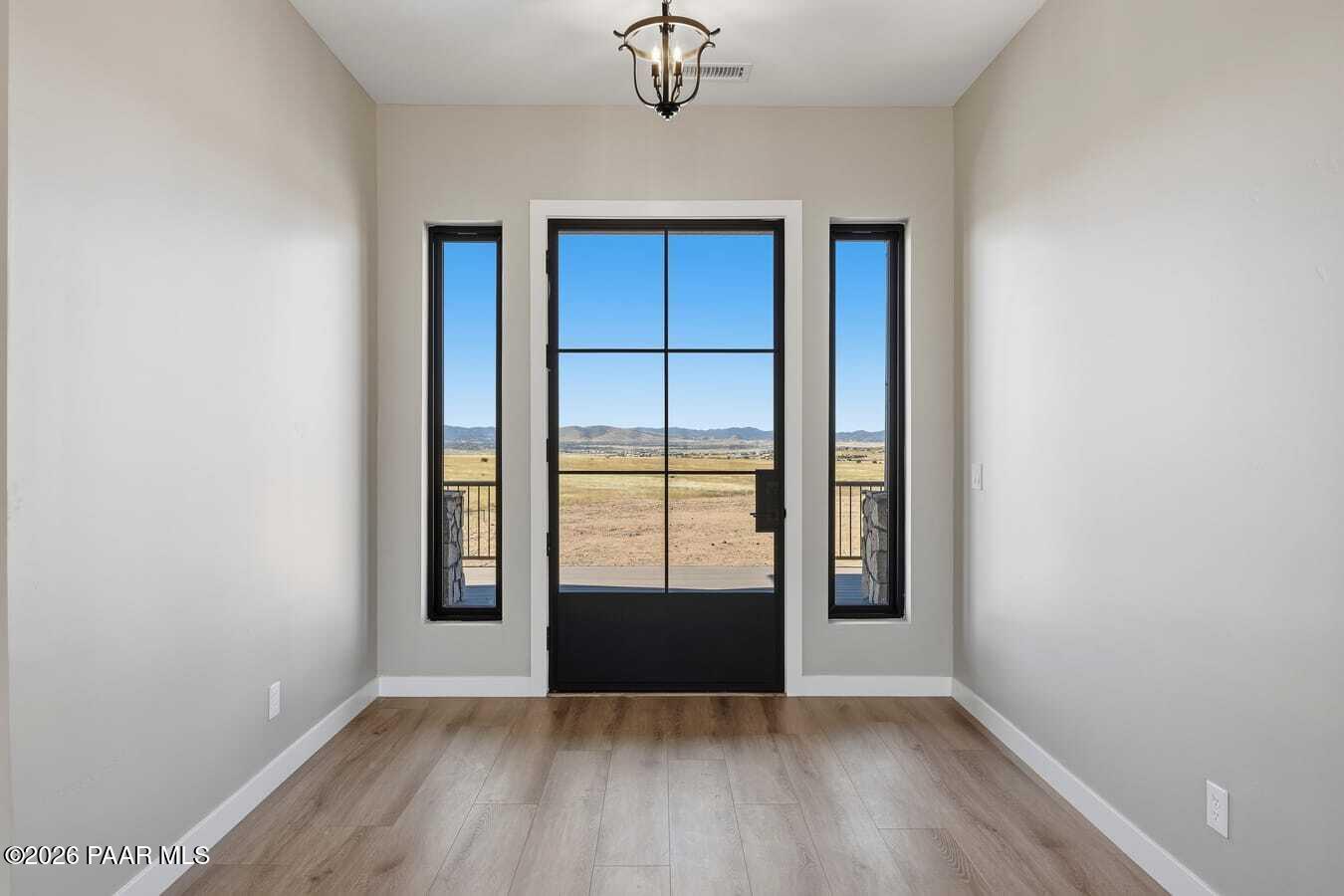 9057 North Caliber Road Prescott Valley, AZ 86315 - Photo 10 of 116 11_mls_052-Front Entry