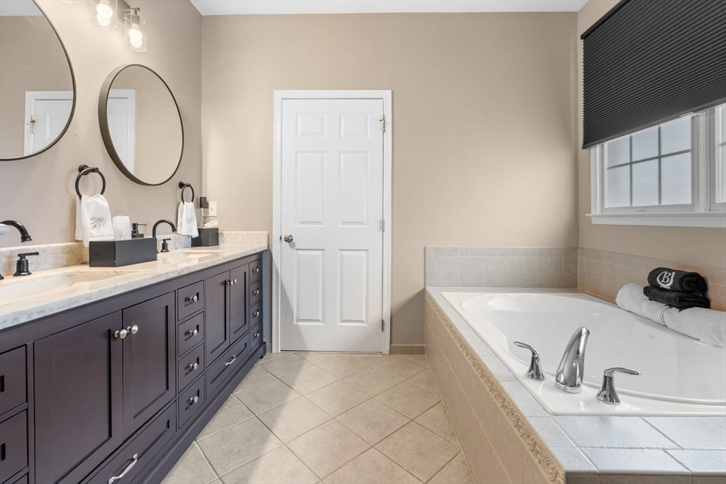 13 Fairways Lane Methuen, MA 01844 - Photo 19 of 42