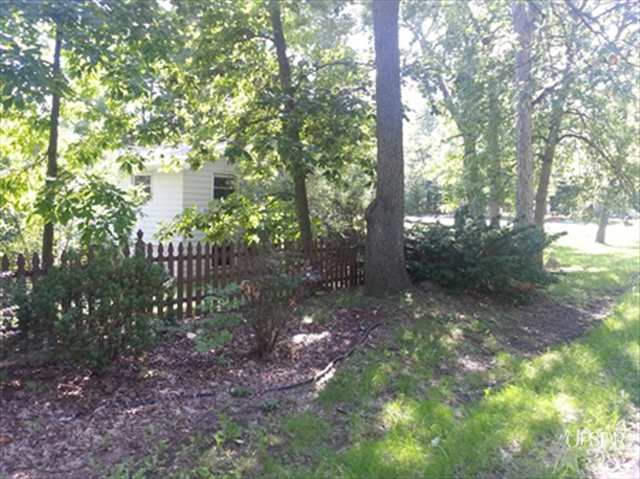 609 South Hadley Road Fort Wayne, IN 46804 - Photo 4 of 23