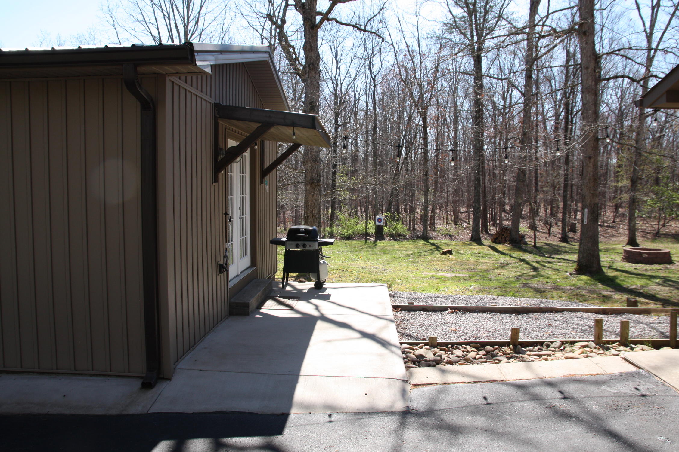 405 Milo Webb Road Crossville, TN 38572 - Photo 33 of 39 Back