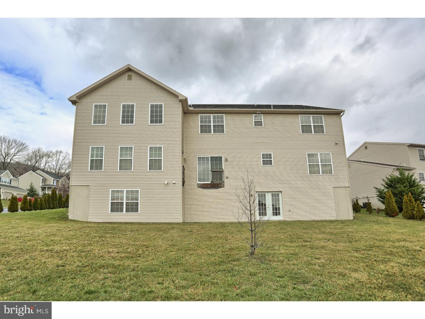 114 Crestview Drive Sinking Spring, PA 19608 - Photo 18 of 25