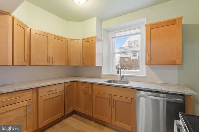 $3,000 | 112 East Township Line Road, Havertown, PA 19083