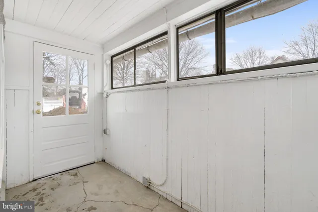 $3,000 | 112 East Township Line Road, Havertown, PA 19083