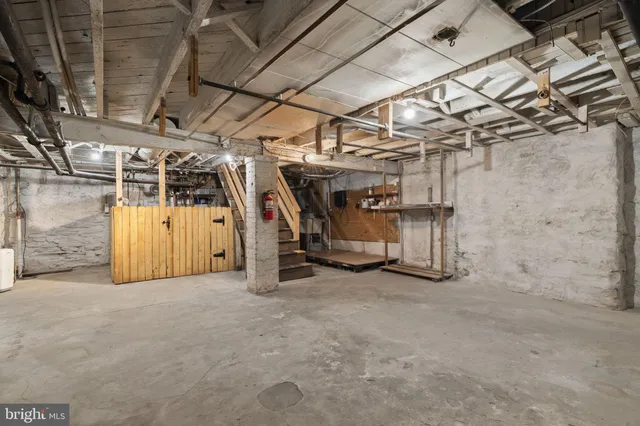 $3,000 | 112 East Township Line Road, Havertown, PA 19083