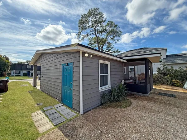 $2,000 | 1303 East Muriel Street, Orlando, FL 32806