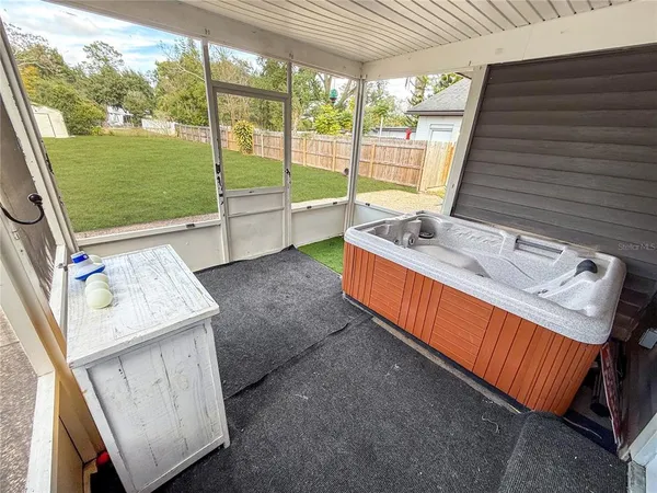 $2,000 | 1303 East Muriel Street, Orlando, FL 32806