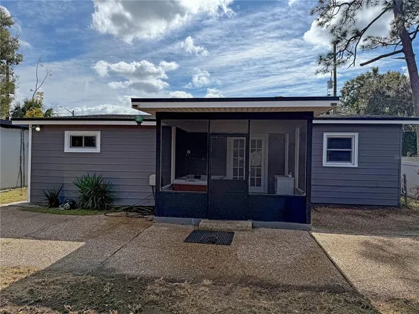 $2,000 | 1303 East Muriel Street, Orlando, FL 32806