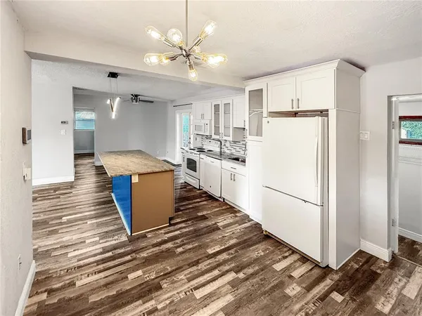 $2,000 | 1303 East Muriel Street, Orlando, FL 32806