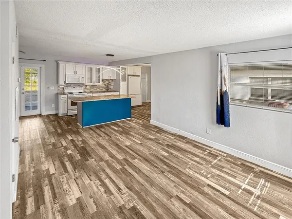 $2,000 | 1303 East Muriel Street, Orlando, FL 32806