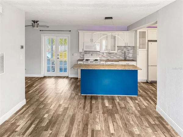 $2,000 | 1303 East Muriel Street, Orlando, FL 32806