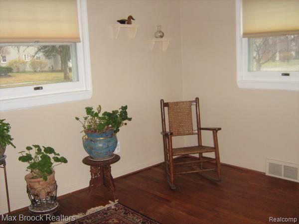 4163 Amherst Road Royal Oak, MI 48073 - Photo 14 of 25