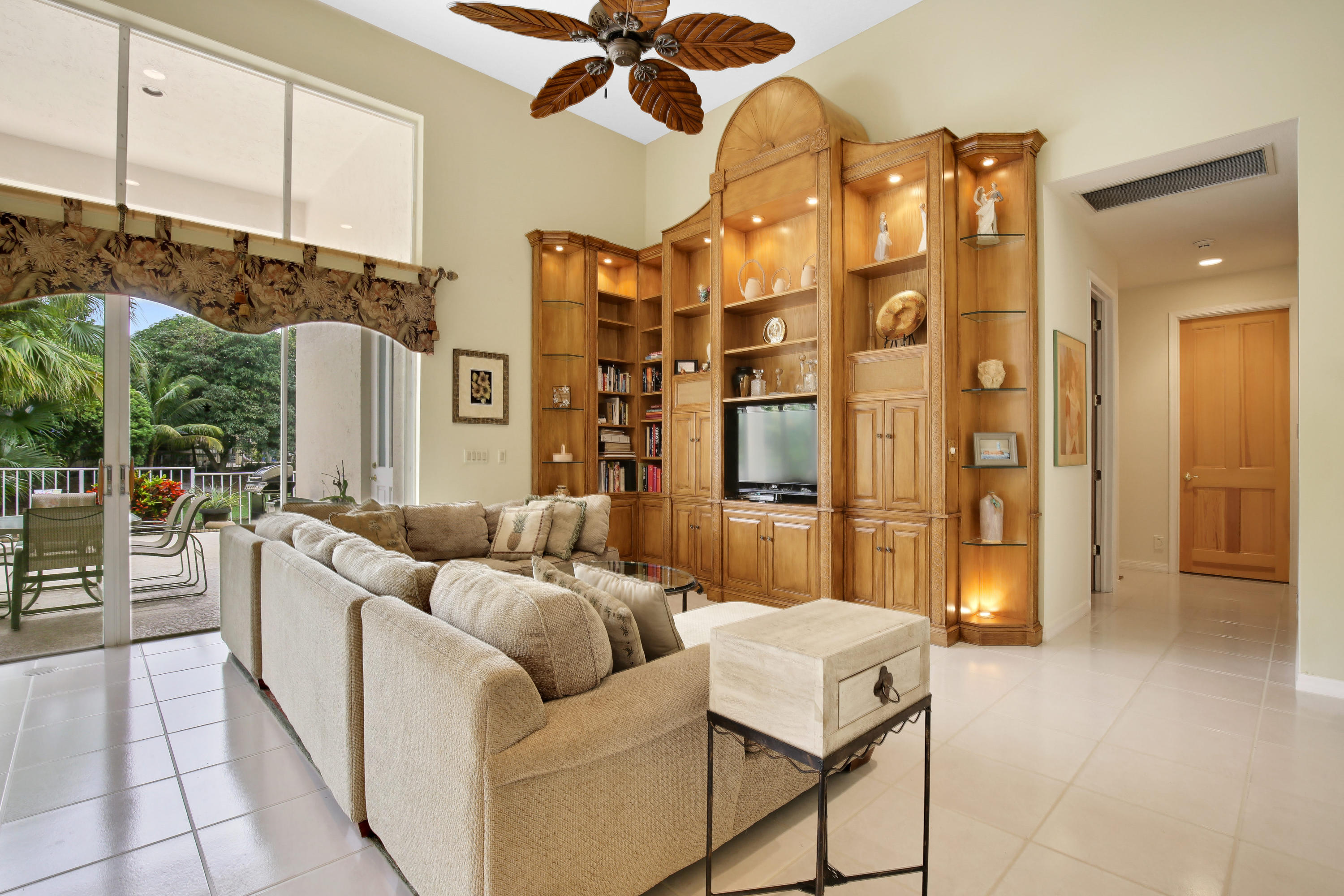 800 Northeast 77th Street Boca Raton, FL 33487 - Photo 15 of 24 800 Northeast 77th Street Boca-print-017