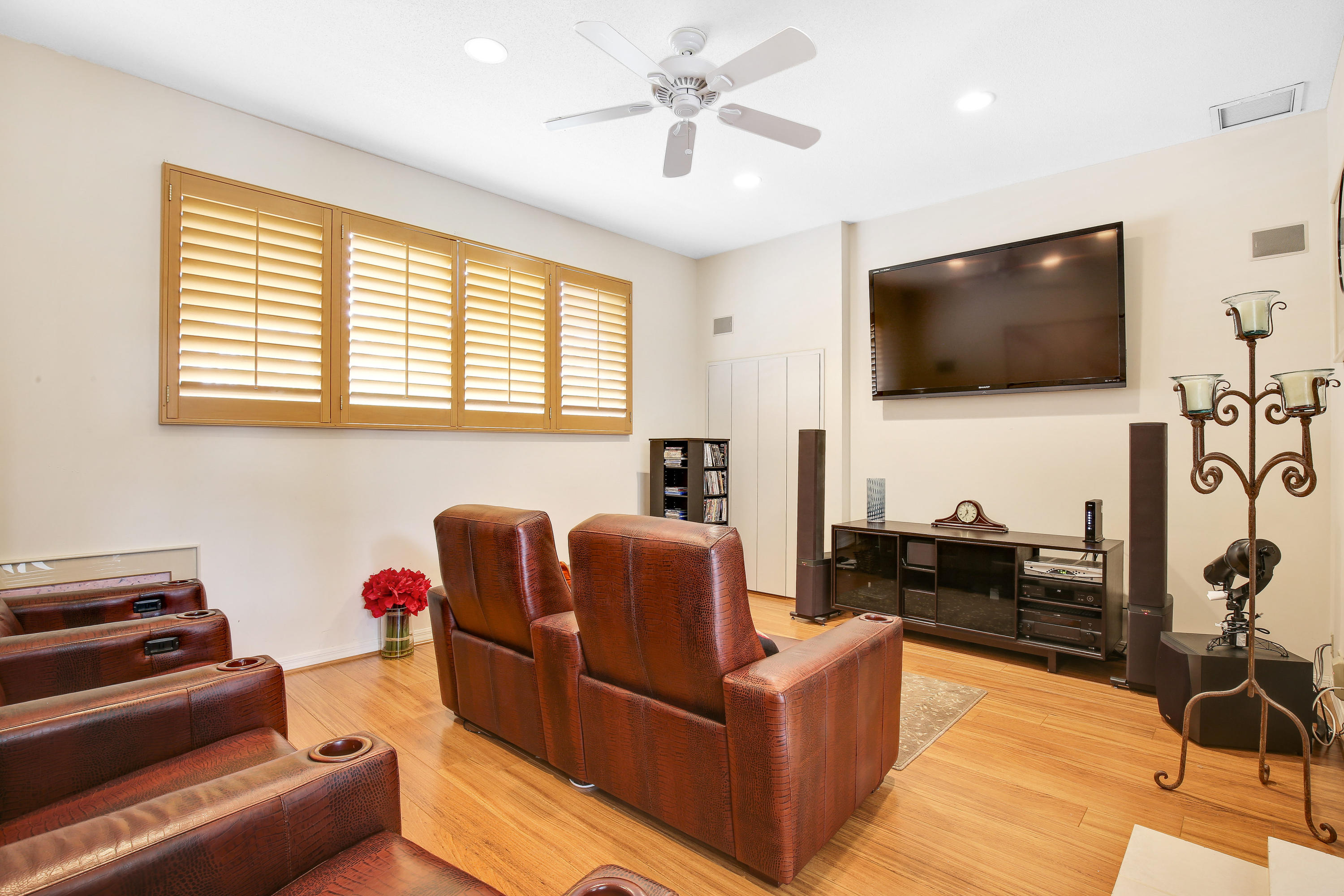 800 Northeast 77th Street Boca Raton, FL 33487 - Photo 16 of 24 Media room/Den