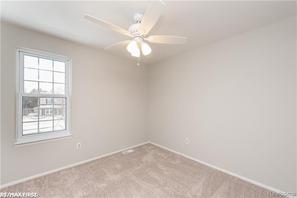 33670 Embassy Street Chesterfield, MI 48047 - Photo 11 of 14