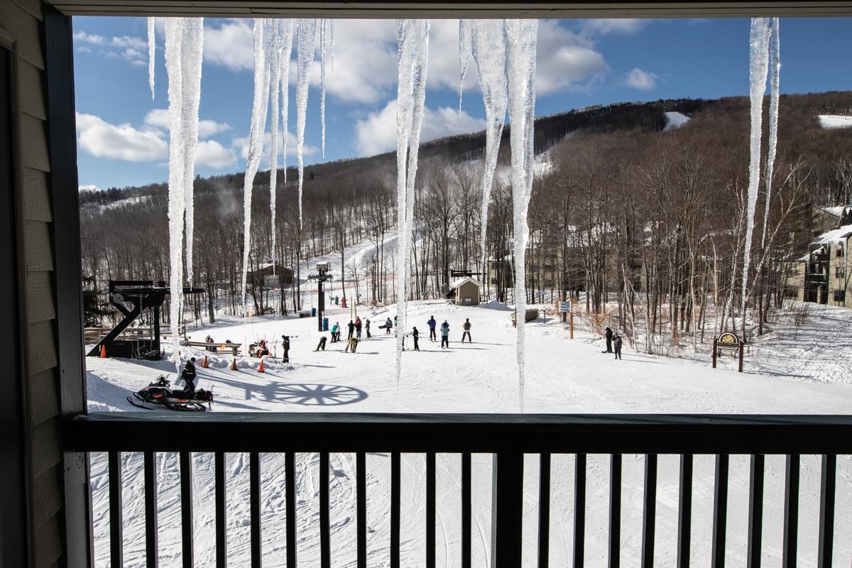 91 White Loop, Unit G 302 Ludlow, VT 05149 - Photo 1 of 25 Gallery Image 1