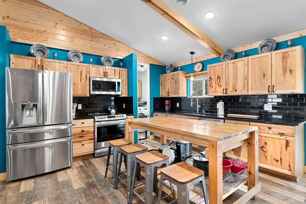 $245,000 | W9988 Terri Lane, Crivitz, WI 54114