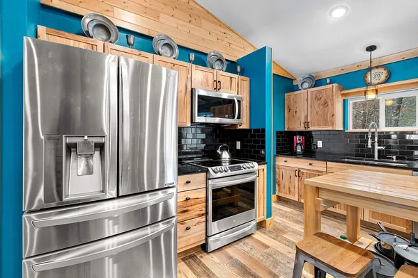 $245,000 | W9988 Terri Lane, Crivitz, WI 54114