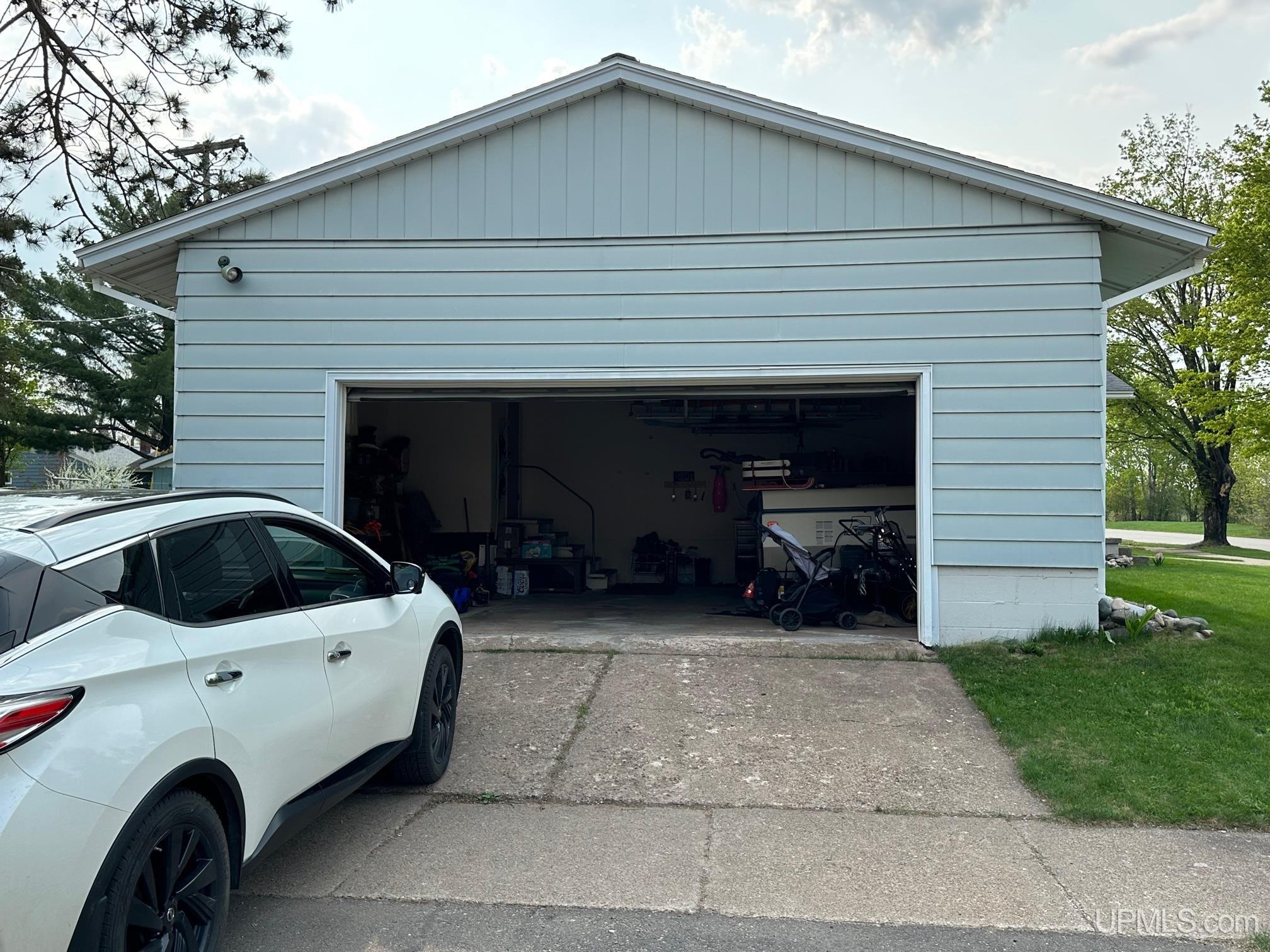 778 Poplar Street Ishpeming, MI 49849 - Photo 3 of 61