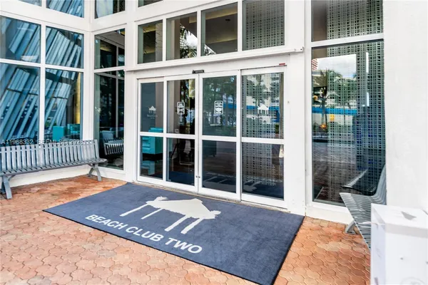 $4,000 | 1830 South Ocean Drive, Unit 2907, Hallandale Beach, FL 33009