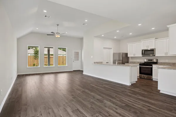 $365,900 | 713 Jasmine Ridge Lane, Waller, TX 77484