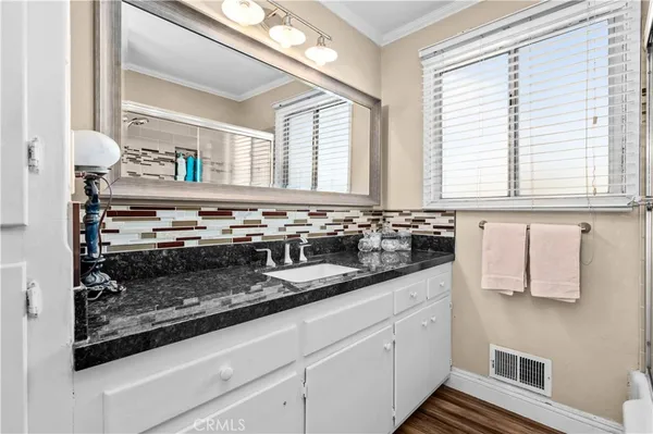 $1,100,000 | 914 North Sacramento Street, Orange, CA 92867