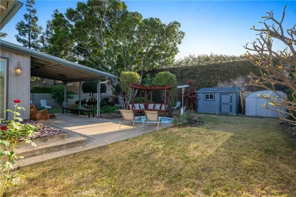$1,100,000 | 914 North Sacramento Street, Orange, CA 92867