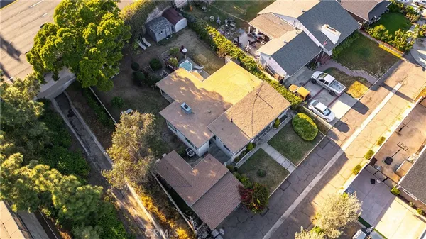 $1,100,000 | 914 North Sacramento Street, Orange, CA 92867
