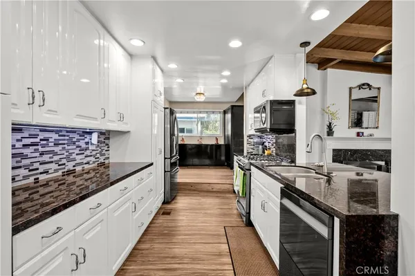 $1,100,000 | 914 North Sacramento Street, Orange, CA 92867