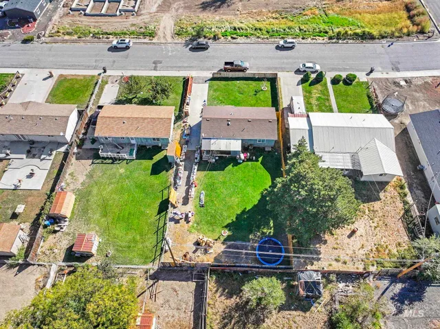 $282,000 | 944 Katherine Street, Buhl, ID 83316