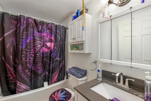 $282,000 | 944 Katherine Street, Buhl, ID 83316