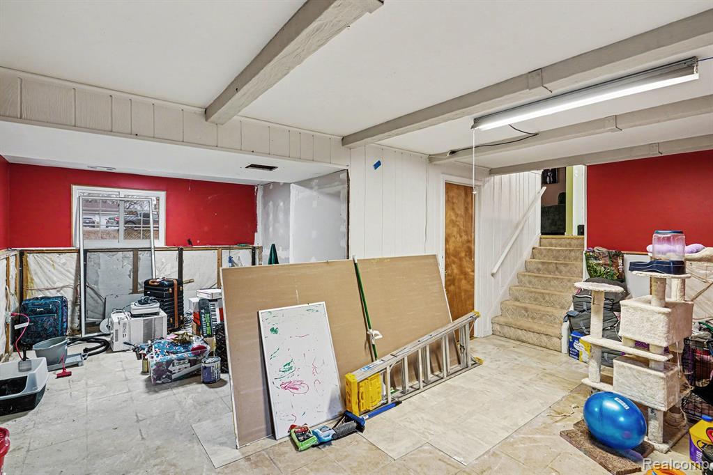5429 Wakefield Road Grand Blanc, MI 48439 - Photo 14 of 20 Gallery Image 14