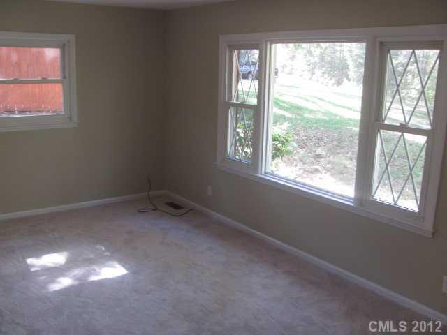 2514 Sam Newell Road Matthews, NC 28105 - Photo 2 of 16