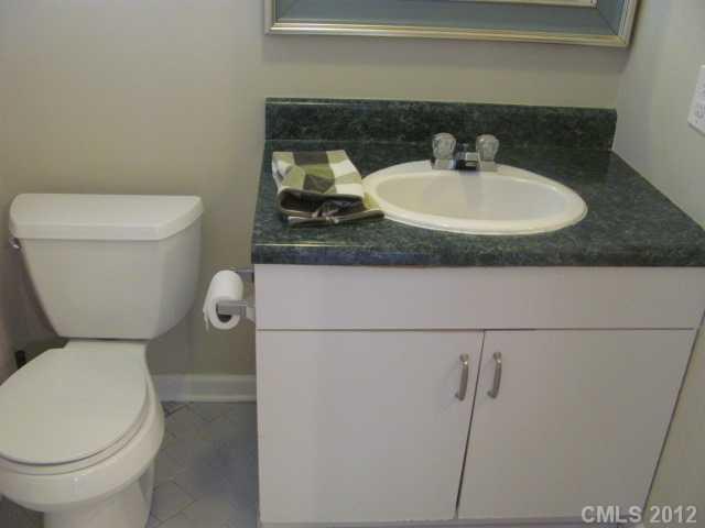 2514 Sam Newell Road Matthews, NC 28105 - Photo 11 of 16