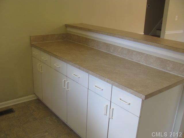 2514 Sam Newell Road Matthews, NC 28105 - Photo 4 of 16