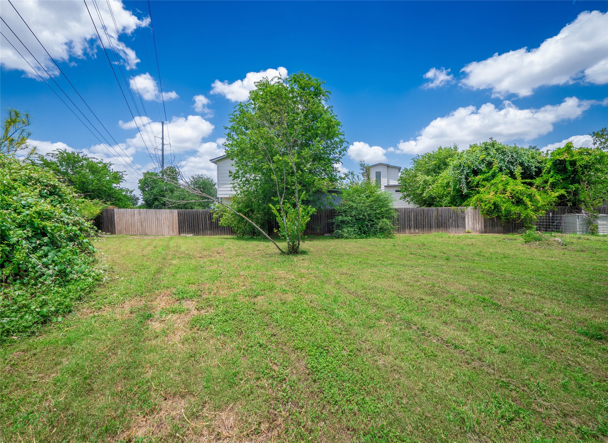 4504 Kitty Avenue Austin, TX 78721 - Photo 30 of 34