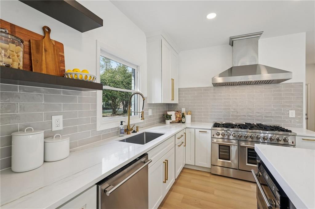 110 Vistacrest Way Roswell, GA 30075 - Photo 18 of 38