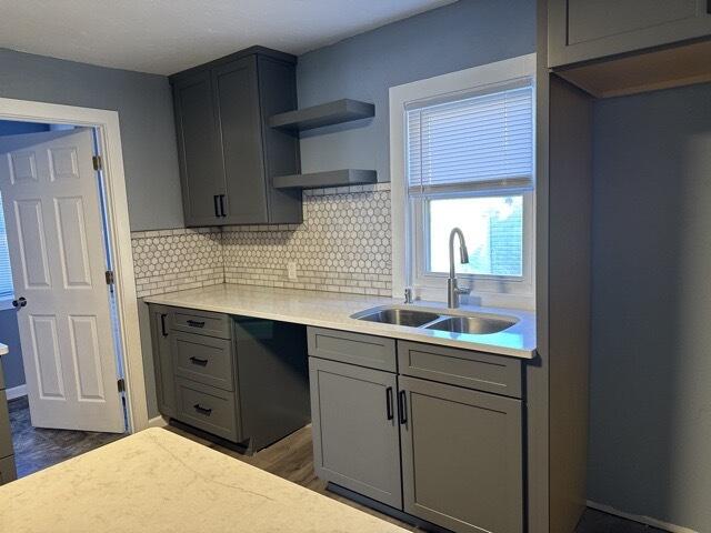 644 West 6th Avenue Oshkosh, WI 54902 - Photo 3 of 27 kitchen