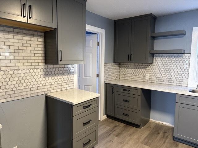 644 West 6th Avenue Oshkosh, WI 54902 - Photo 4 of 27 kitchen