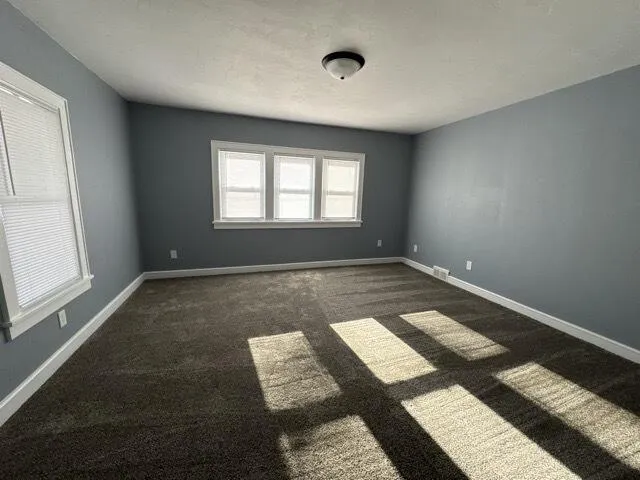 $249,900 | 644 West 6th Avenue, Oshkosh, WI 54902