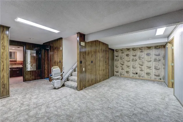 $325,000 | 48 Holly Drive, Olathe, KS 66062