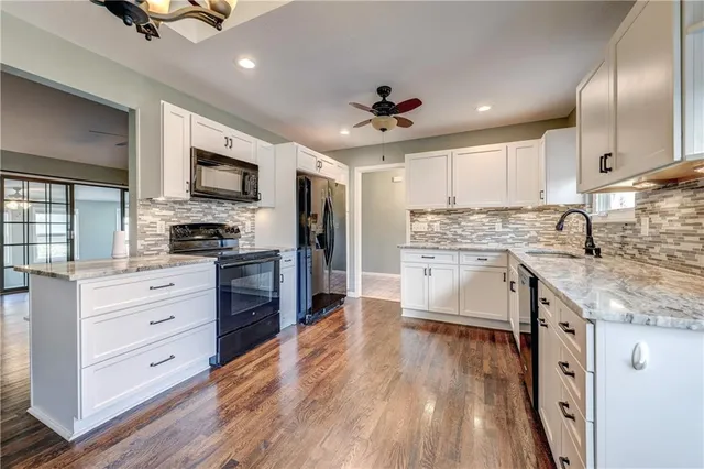 $325,000 | 48 Holly Drive, Olathe, KS 66062