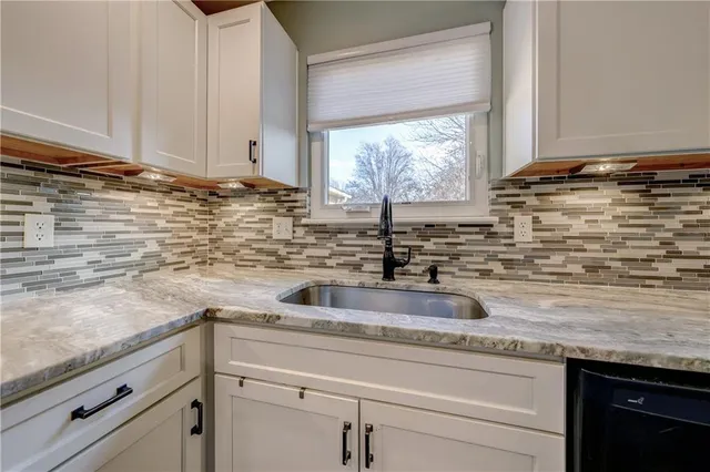 $325,000 | 48 Holly Drive, Olathe, KS 66062