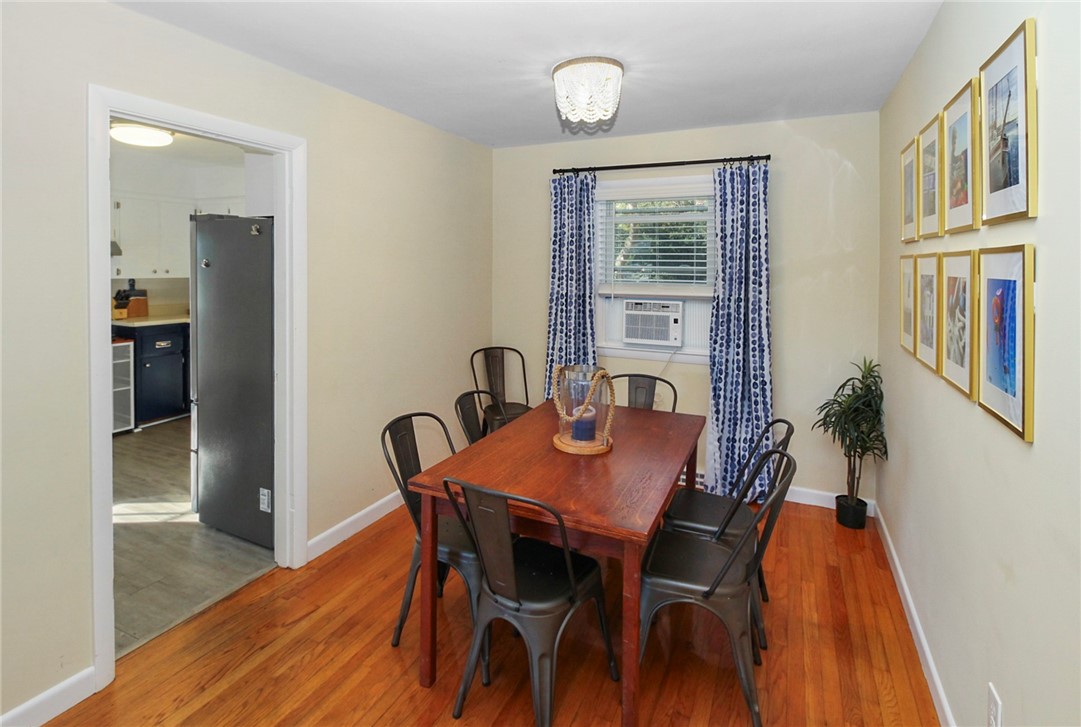 17 Wood Road Middletown, RI 02842 - Photo 11 of 29