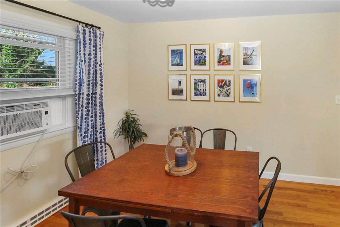 17 Wood Road Middletown, RI 02842 - Photo 9 of 29